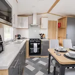Holiday home Silverdale View Ganton